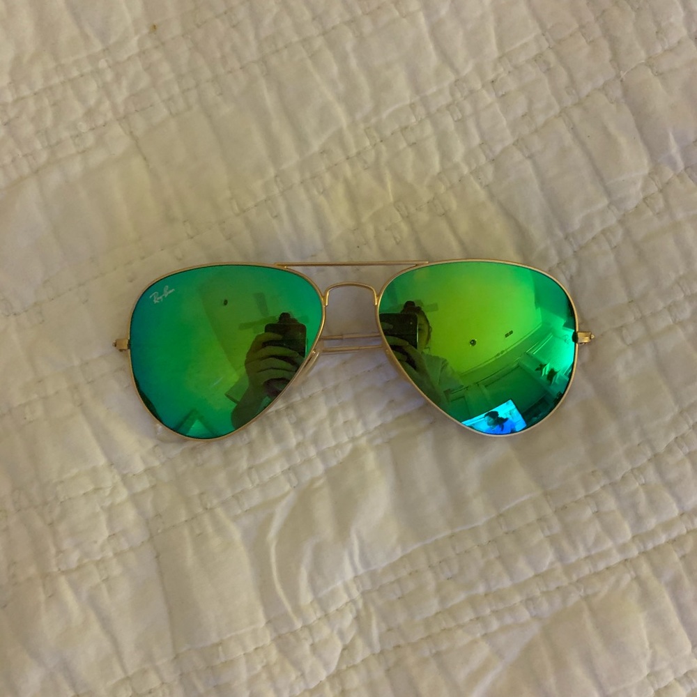 Ray ban aviator sunglasses